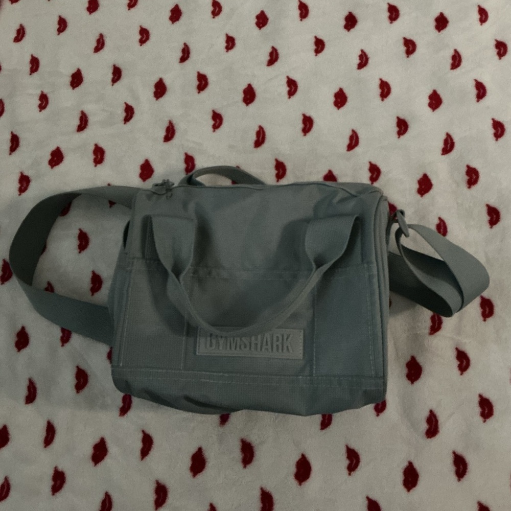 Gymshark Messenger Bag in Gray